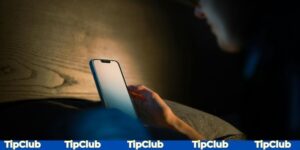 Mơ thấy điện thoại